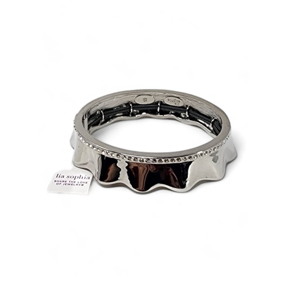 NWT Lia Sophia "Ribbon" Silver / Cut Crystal Stretch Bracelet (Small) - Picture 1 of 6